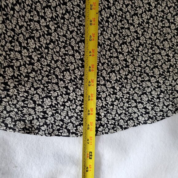 Casual Corner Dress Black Floral Size 8 Size Zip Lined - Picture 13 of 13
